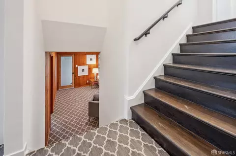 Entry Way - 2170 9th Ave, San Francisco, CA 94116 photo 3 of 4