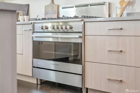 Kitchen - 2170 9th Ave, San Francisco, CA 94116 photo 5 of 9
