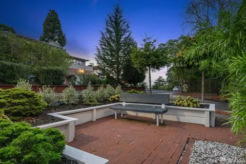 Exterior - 2170 9th Ave, San Francisco, CA 94116 photo 22 of 23