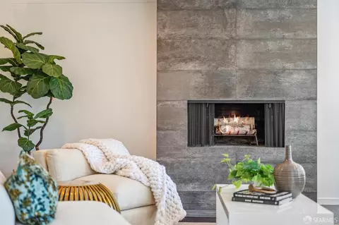 Living - 2170 9th Ave, San Francisco, CA 94116 photo 5 of 11