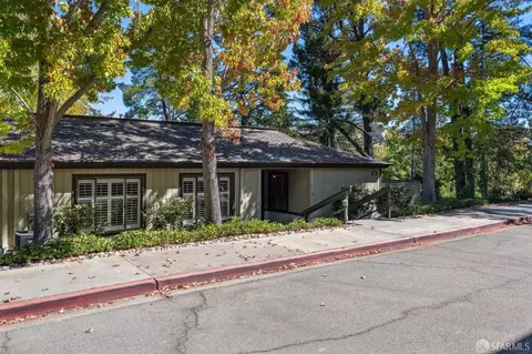1201 Running Springs Rd #4, Walnut Creek, CA 94595