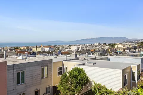 View/Area - 3030 Rivera St, San Francisco, CA 94116 photo 3 of 4