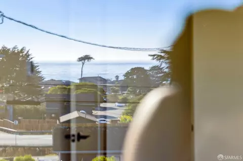 View/Area - 703 Etheldore St, Moss Beach, CA 94038 photo 3 of 11