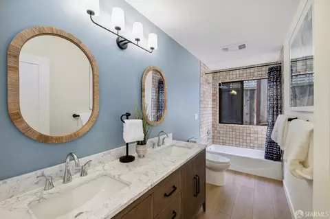 Bath - 703 Etheldore St, Moss Beach, CA 94038 photo 5 of 5