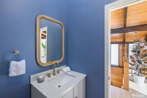 Bath - 703 Etheldore St, Moss Beach, CA 94038 photo 2 of 5