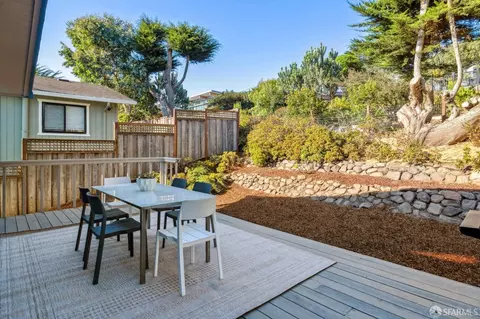Exterior - 703 Etheldore St, Moss Beach, CA 94038 photo 4 of 16