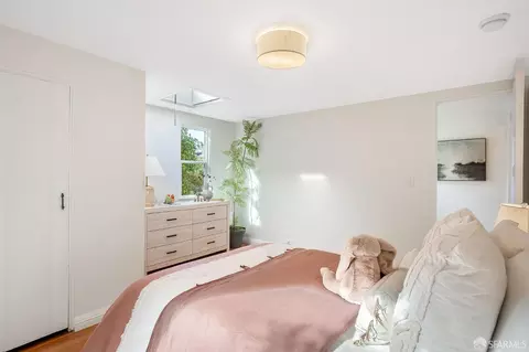 Bedroom - 1772 Sanchez St, San Francisco, CA 94131 photo 6 of 6