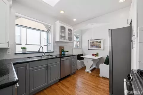 Kitchen - 671 Miramar Ave, San Francisco, CA 94112 photo 4 of 8