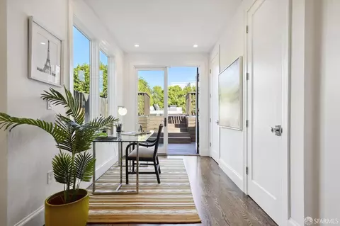 Entry Way - 1246 23rd Ave, San Francisco, CA 94122 photo 4 of 11