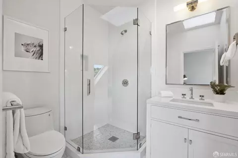Bath - 1246 23rd Ave, San Francisco, CA 94122 photo 6 of 6
