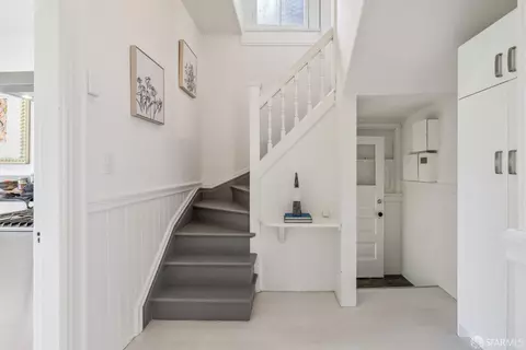 Entry Way - 2672 Union St, San Francisco, CA 94123 photo 8 of 8