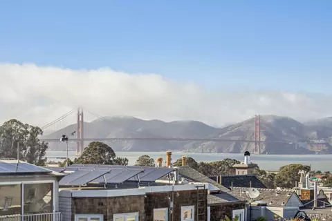 View/Area - 2672 Union St, San Francisco, CA 94123 photo 2 of 7