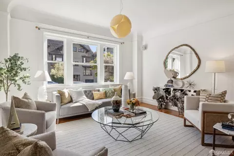 Living - 2672 Union St, San Francisco, CA 94123 photo 1 of 2