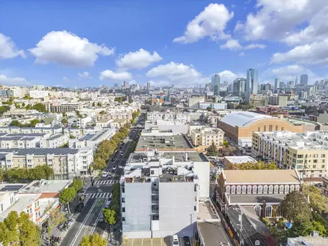 View/Area - 413 Valencia St #404, San Francisco, CA 94103 photo 7 of 8