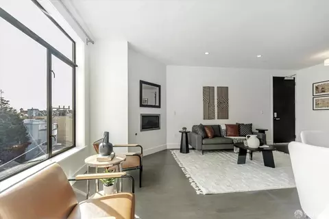 Living - 413 Valencia St #404, San Francisco, CA 94103 photo 2 of 4