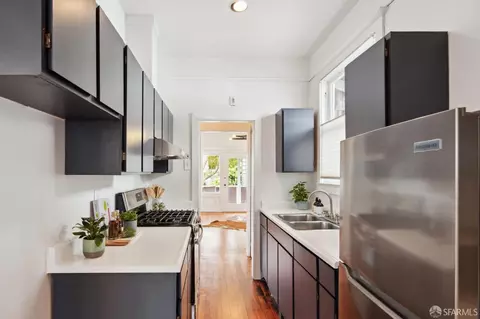 Kitchen - 187 States St, San Francisco, CA 94114 photo 2 of 4