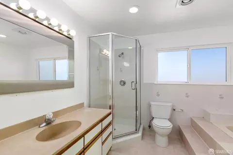 Bath - 1902 23rd St, San Francisco, CA 94107 photo 3 of 4