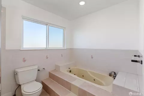 Bath - 1902 23rd St, San Francisco, CA 94107 photo 4 of 4