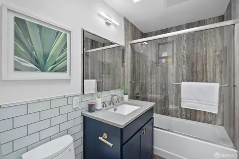 Bath - 14459 Birch St, San Leandro, CA 94579 photo 1 of 1