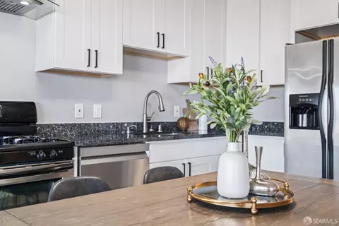 Kitchen - 120 Shields St, San Francisco, CA 94132 photo 4 of 5