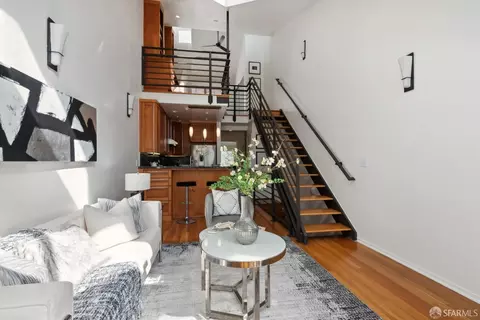 Living - 3 Sumner St, San Francisco, CA 94103 photo 2 of 6