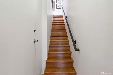 Entry Way - 3 Sumner St, San Francisco, CA 94103 photo 3 of 5