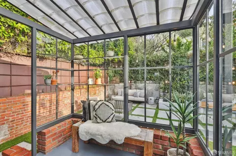 Exterior - 189 Bonview St, San Francisco, CA 94110 photo 2 of 21