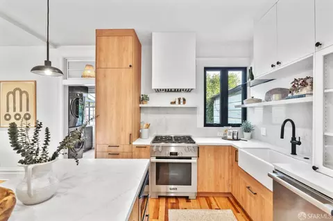Kitchen - 189 Bonview St, San Francisco, CA 94110 photo 4 of 4