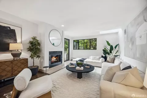 1755 Filbert St #1D, San Francisco, CA 94123