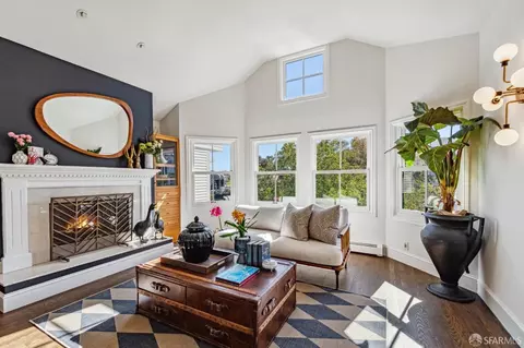 Living - 322 27th St, San Francisco, CA 94131 photo 3 of 3