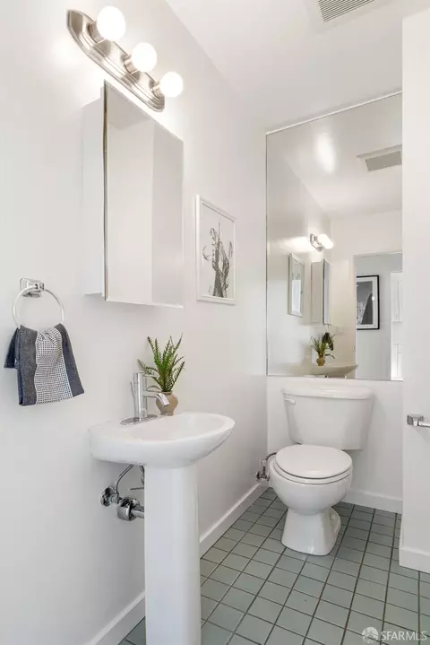 Bath - 1246 25th Ave, San Francisco, CA 94122 photo 1 of 3
