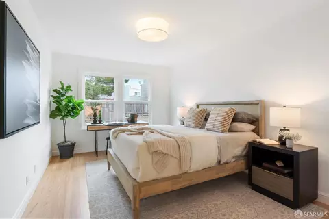 Bedroom - 1246 25th Ave, San Francisco, CA 94122 photo 2 of 2