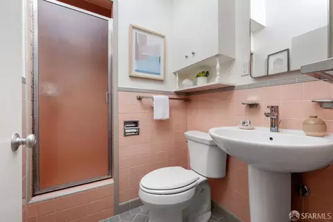 Bath - 183 Marview Way, San Francisco, CA 94131 photo 2 of 2
