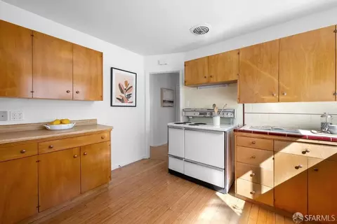Kitchen - 183 Marview Way, San Francisco, CA 94131 photo 2 of 3