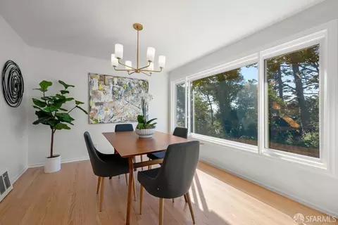 Dining - 183 Marview Way, San Francisco, CA 94131 photo 1 of 3
