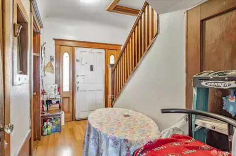 Entry Way - 351 Chenery St, San Francisco, CA 94131 photo 1 of 4