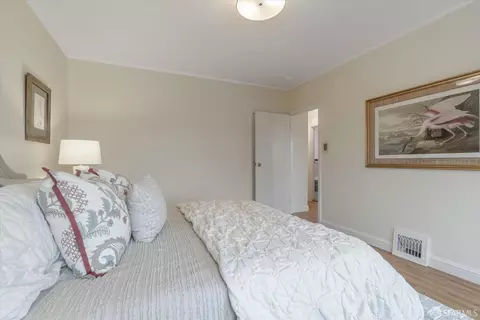 Bedroom - 1650 Alemany Blvd, San Francisco, CA 94112 photo 7 of 7
