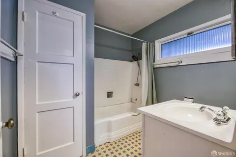Bath - 2480 Virginia St, Berkeley, CA 94709 photo 1 of 1