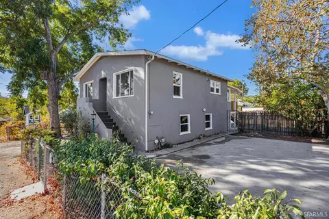803 Vine Ave, Martinez, CA 94553 photo 3