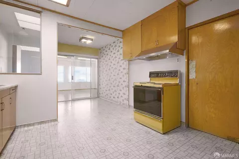 Kitchen - 1036 Munich St, San Francisco, CA 94112 photo 2 of 2