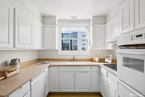 Kitchen - 106 Denslowe Dr, San Francisco, CA 94132 photo 2 of 4