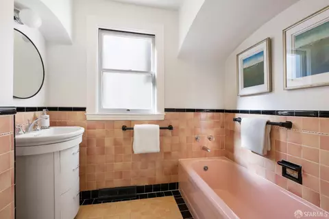 Bath - 26 Idora Ave, San Francisco, CA 94127 photo 1 of 2