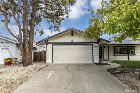 1120 Camelia Dr, Livermore, CA 94550