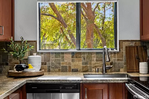 Kitchen - 1090 N Abbott Ave, Milpitas, CA 95035 photo 2 of 4