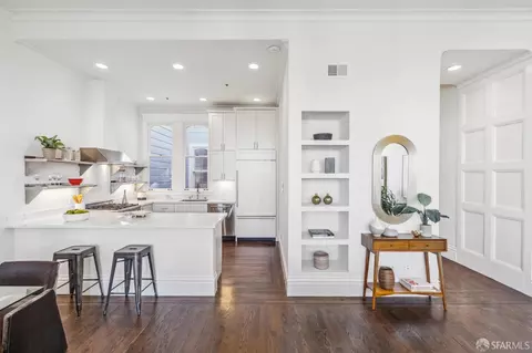 832 Bay St, San Francisco, CA 94109 photo 11