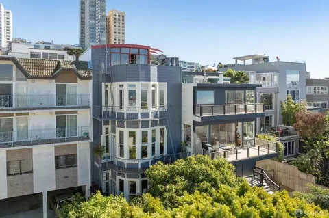 832 Bay St, San Francisco, CA 94109 photo 34