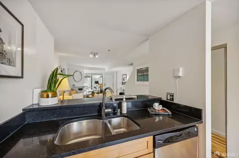 601 Van Ness Ave #17, San Francisco, CA 94102 photo 18