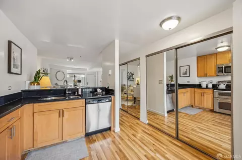601 Van Ness Ave #17, San Francisco, CA 94102 photo 16