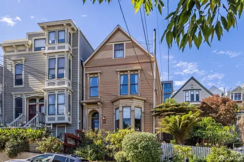 Exterior - 326 Eureka St, San Francisco, CA 94114 photo 5 of 11