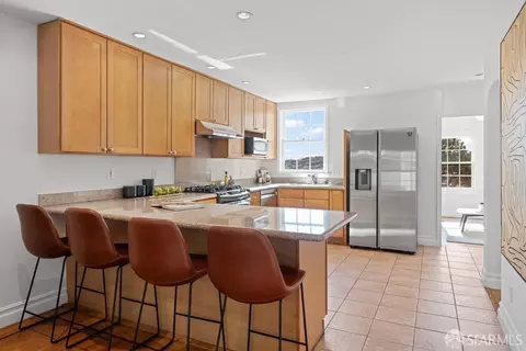 Kitchen - 39 Arbor St, San Francisco, CA 94131 photo 5 of 6
